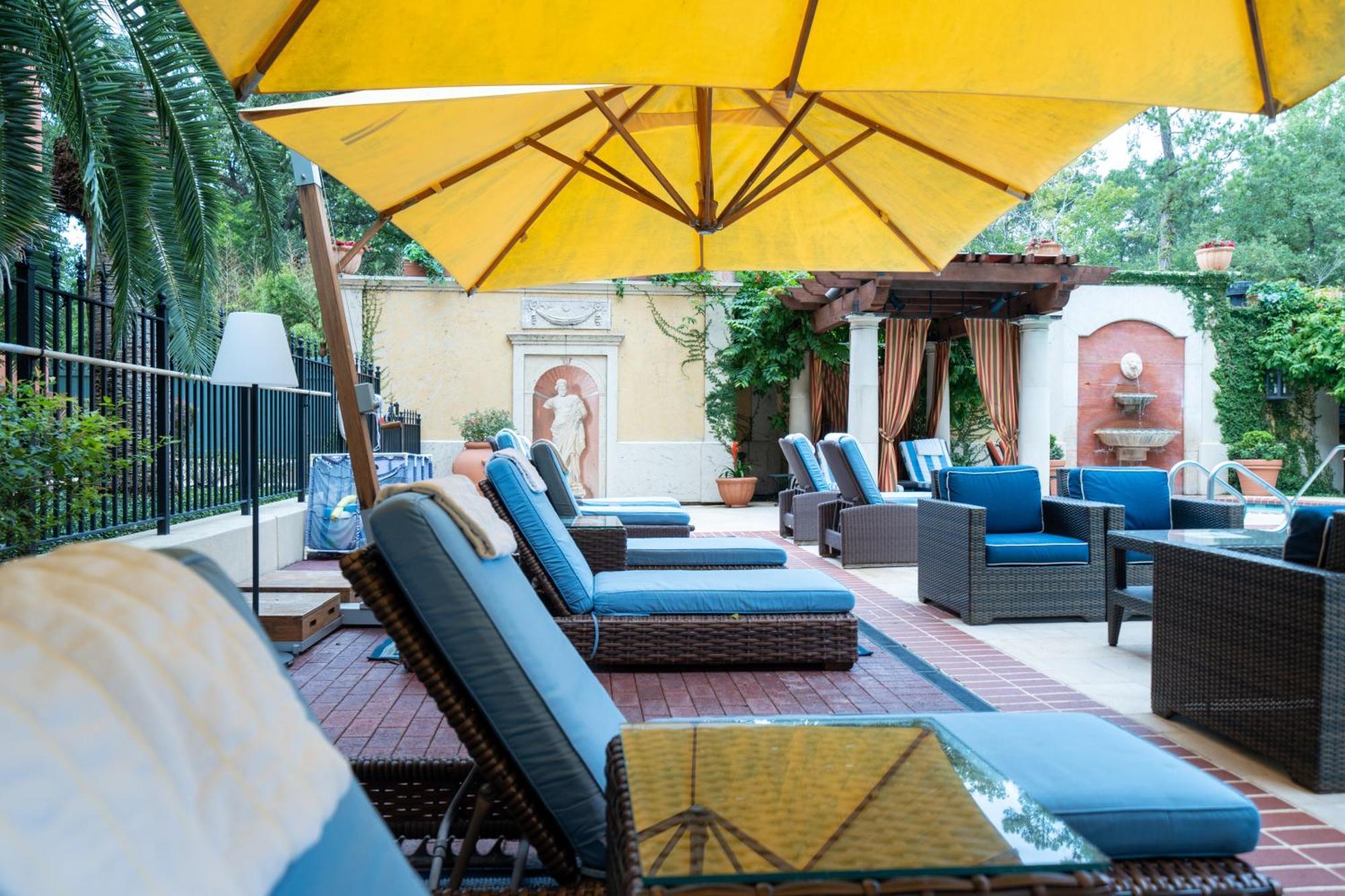 Hotel Granduca Houston Exterior photo